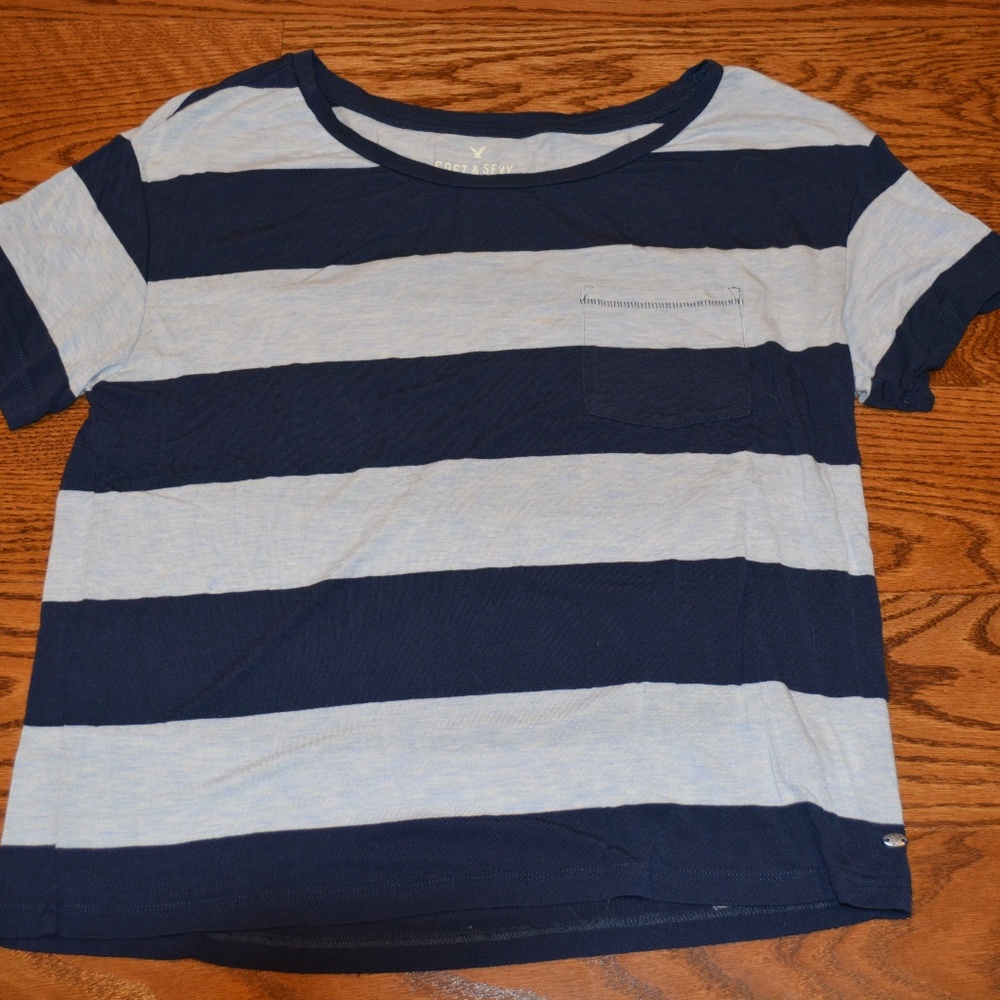 American Eagle t-shirt